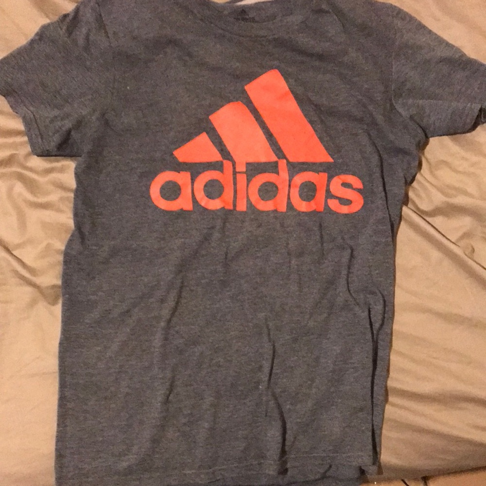 Adidas t shirt